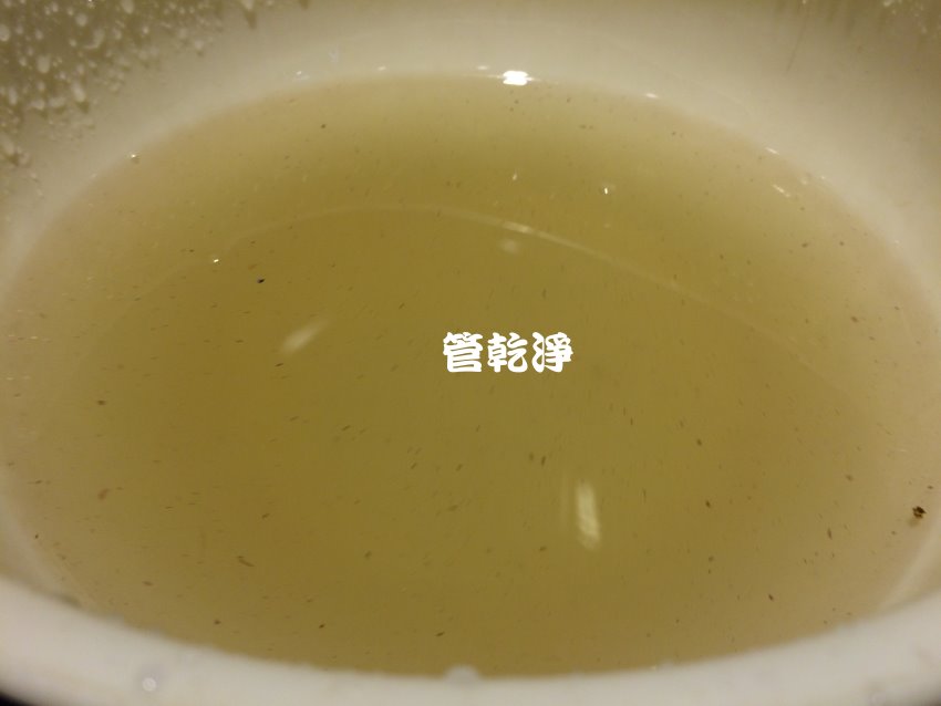 水管噴出磚塊片? 新竹 橫山 巨群街 洗水管