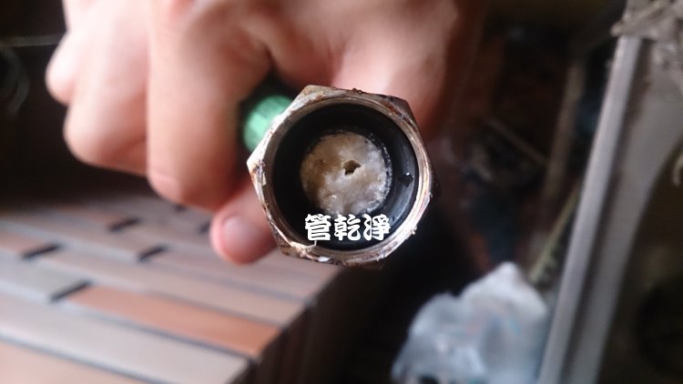 楊梅 新榮路 水管清洗 看到時我驚呆了~